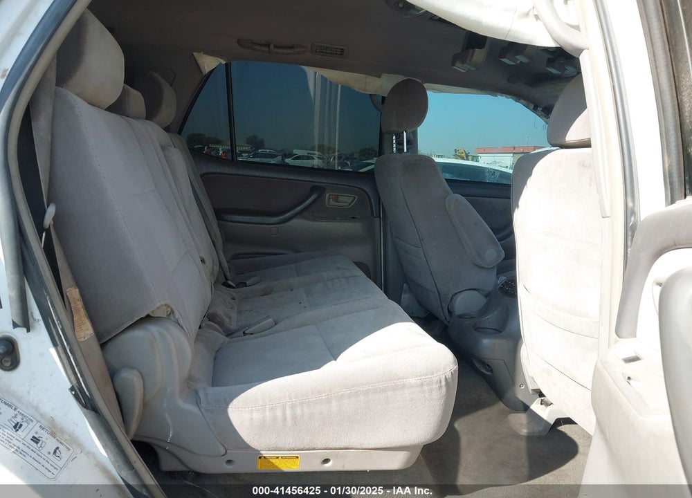 2007 TOYOTA SEQUOIA VIN: 5TDBT44A37S287867