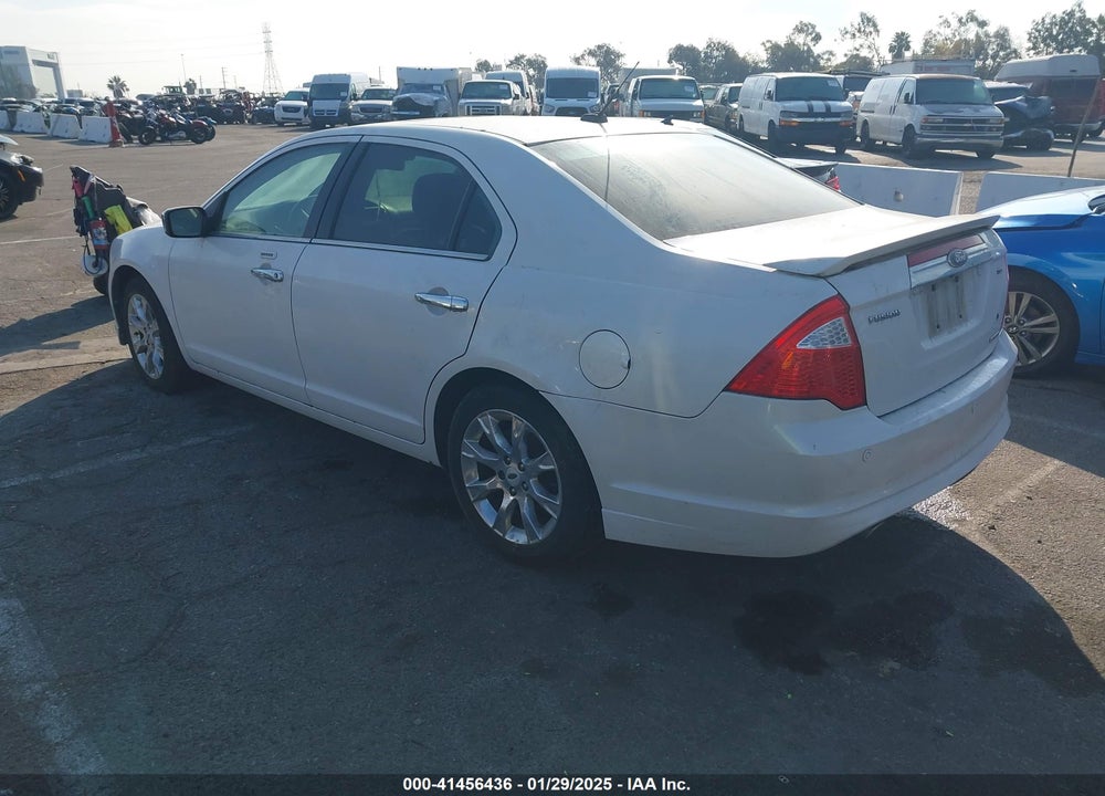 2011 FORD FUSION VIN: 3FAHP0JG4BR343073