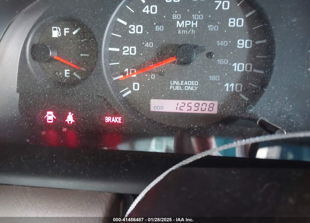 2000 NISSAN FRONTIER VIN: 1N6ED27T2YC373246