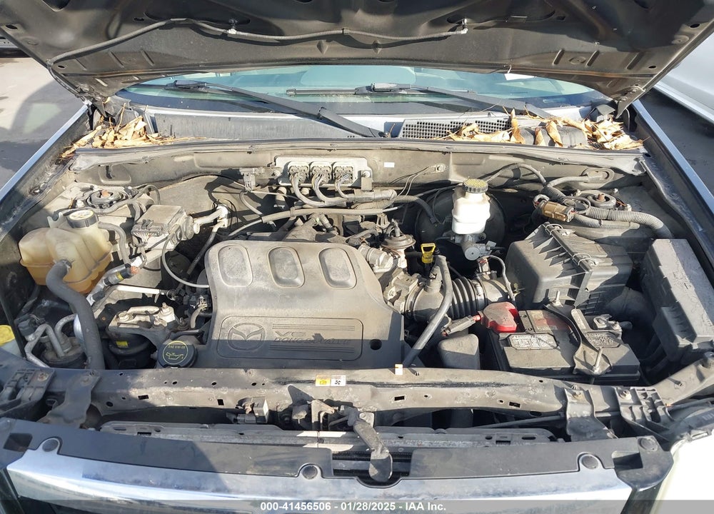 2008 MAZDA TRIBUTE S TOURING VIN: 4F2CZ96138KM11660
