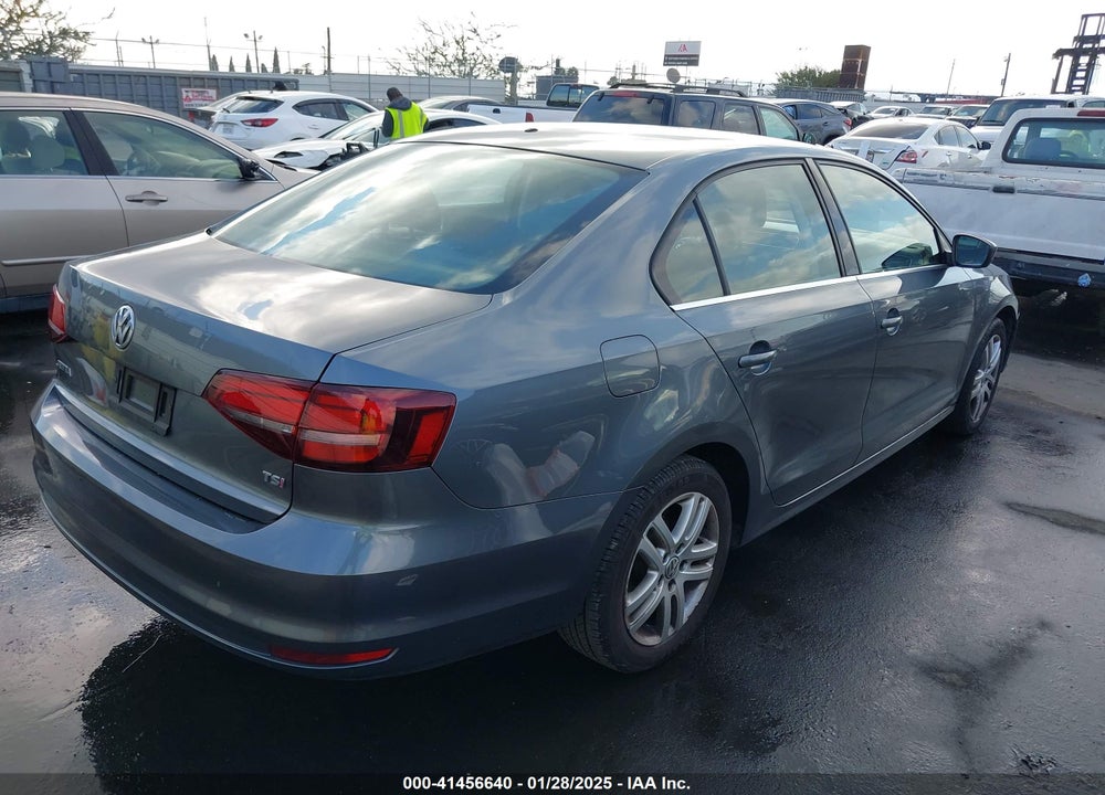 2017 VOLKSWAGEN JETTA VIN: 3VW2B7AJ5HM252884