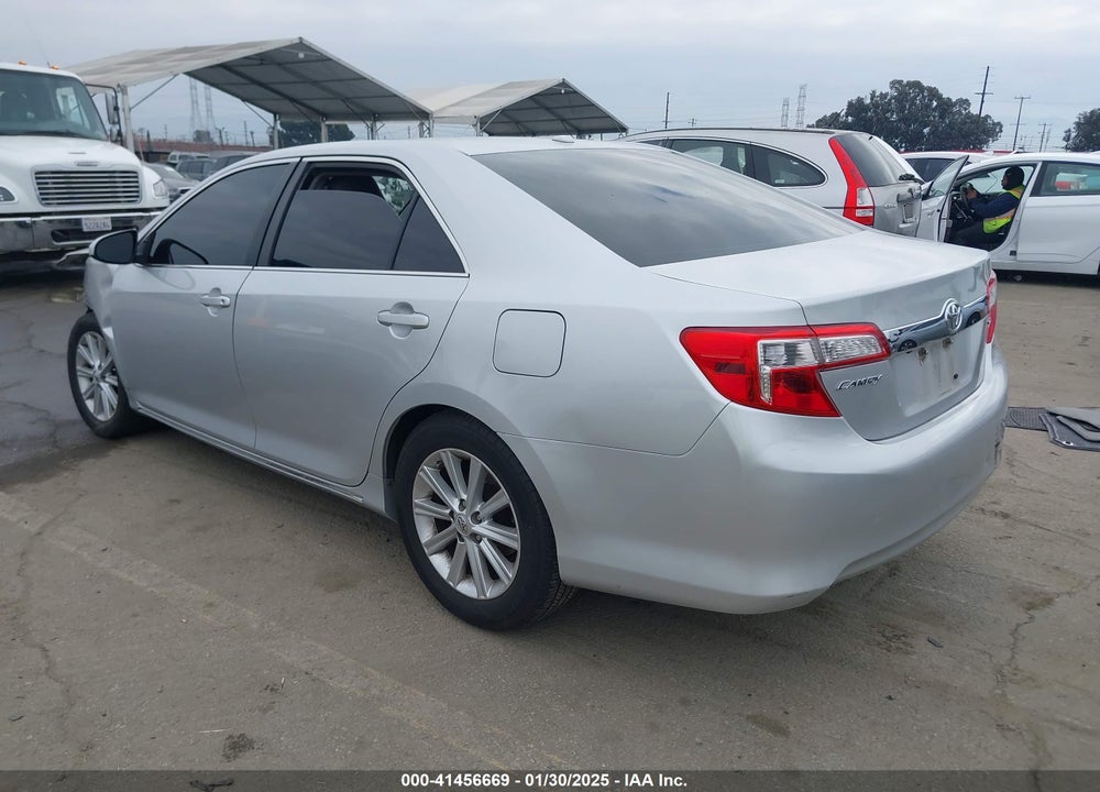2013 TOYOTA CAMRY VIN: 4T4BF1FK2DR335105