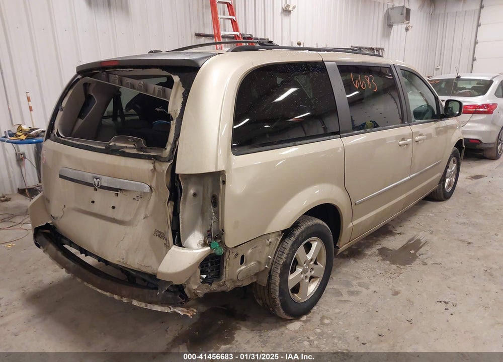2010 DODGE GRAND CARAVAN SXT VIN: 2D4RN5D1XAR225268