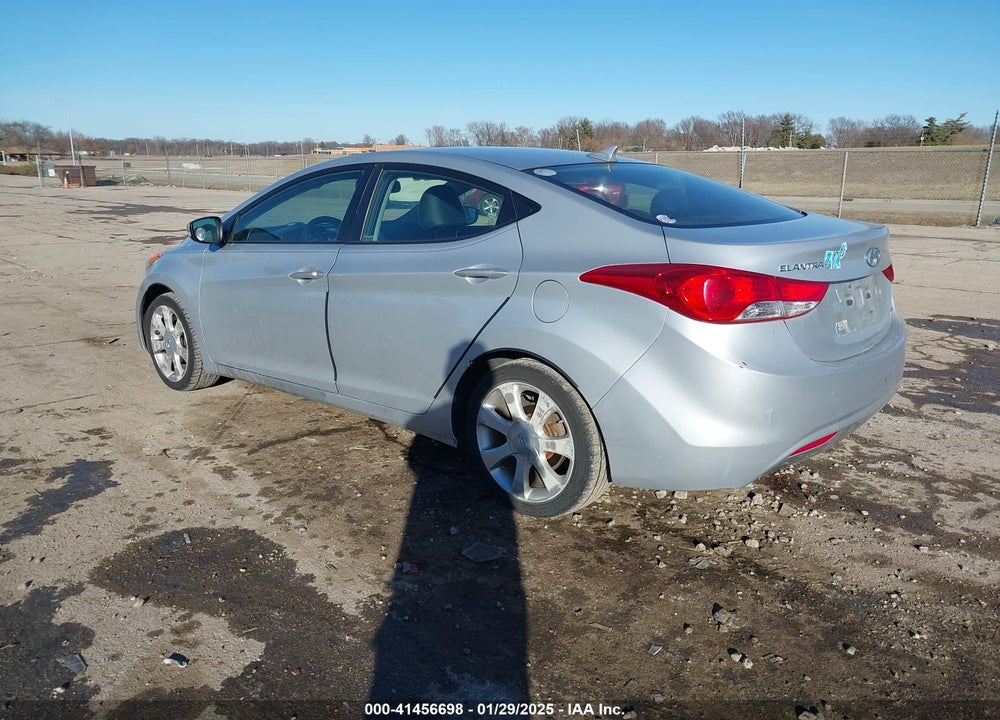 2012 HYUNDAI ELANTRA VIN: 5NPDH4AE9CH148666