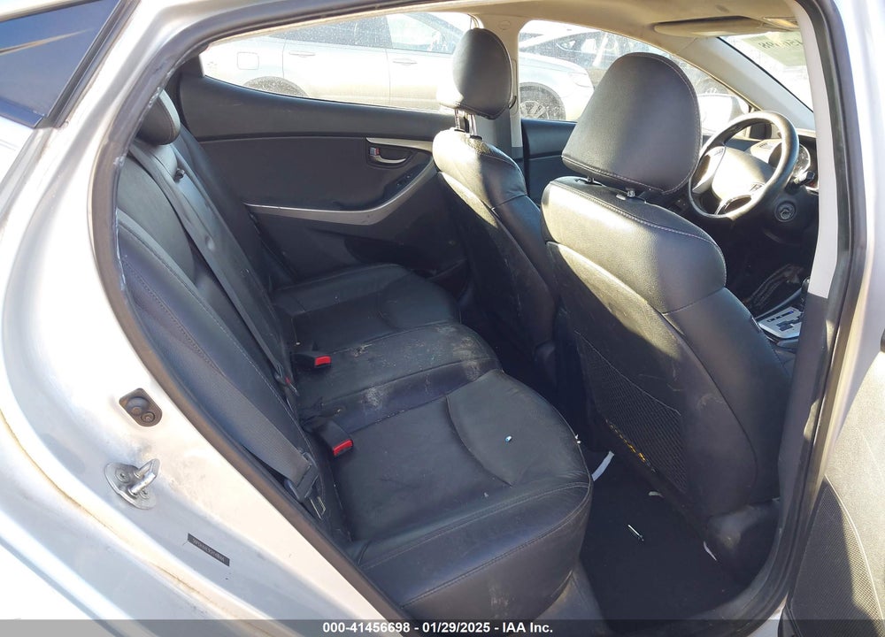 2012 HYUNDAI ELANTRA VIN: 5NPDH4AE9CH148666