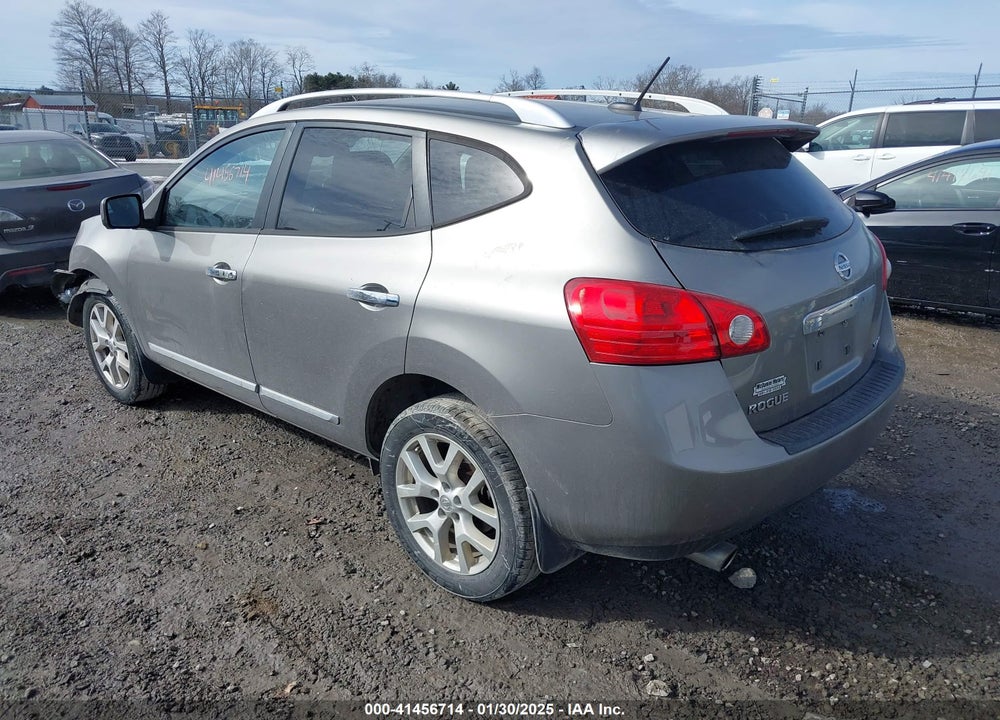 2013 NISSAN ROGUE SV W/SL PKG VIN: JN8AS5MVXDW618032