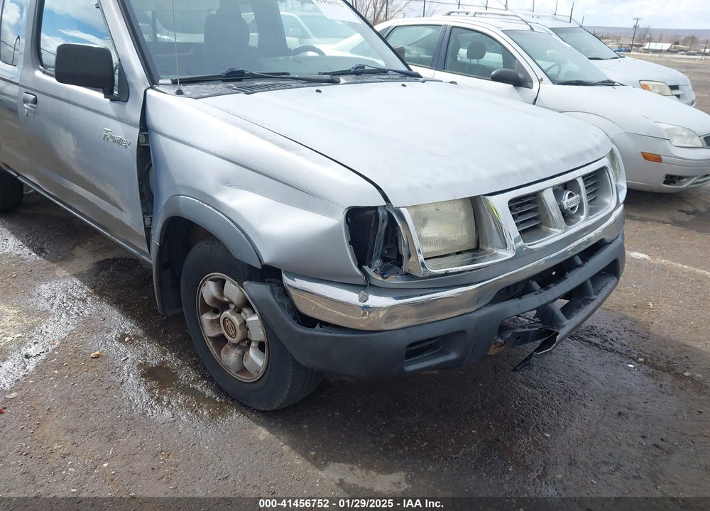 2000 NISSAN FRONTIER XE VIN: 1N6DD26S9YC384958