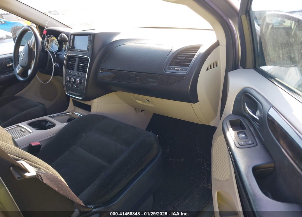 2016 DODGE GRAND CARAVAN SXT VIN: 2C4RDGCG4GR202952