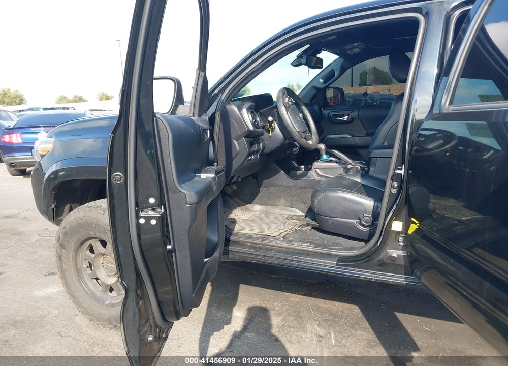 2018 TOYOTA TACOMA TRD SPORT VIN: 3TMAZ5CN1JM054436