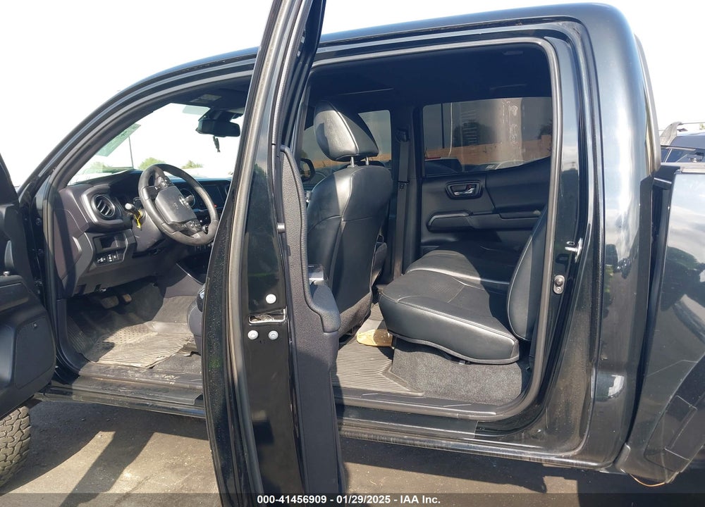 2018 TOYOTA TACOMA TRD SPORT VIN: 3TMAZ5CN1JM054436
