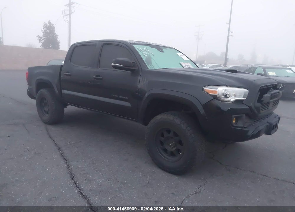 2018 TOYOTA TACOMA TRD SPORT VIN: 3TMAZ5CN1JM054436