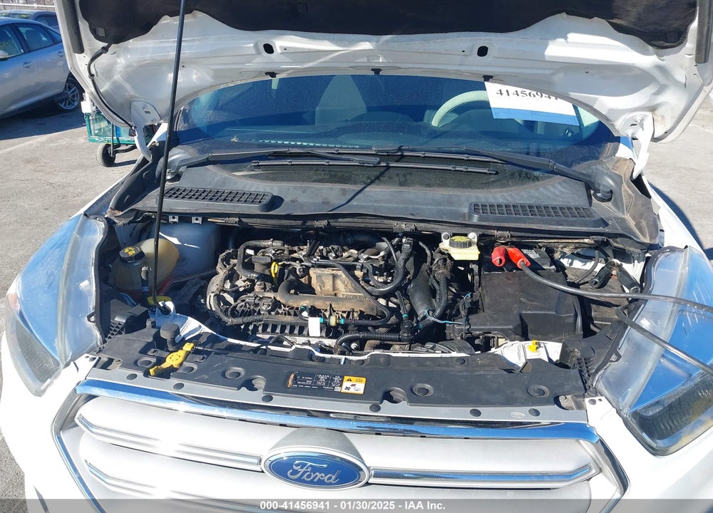 2018 FORD ESCAPE SE VIN: 1FMCU9GD8JUB05356