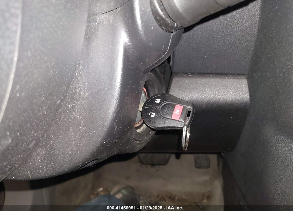 2013 NISSAN ROGUE S VIN: JN8AS5MV4DW632492