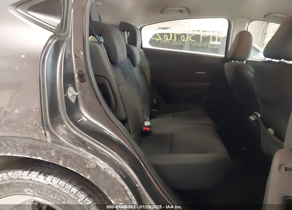 2019 HONDA HR-V LX VIN: 3CZRU6H32KG722866