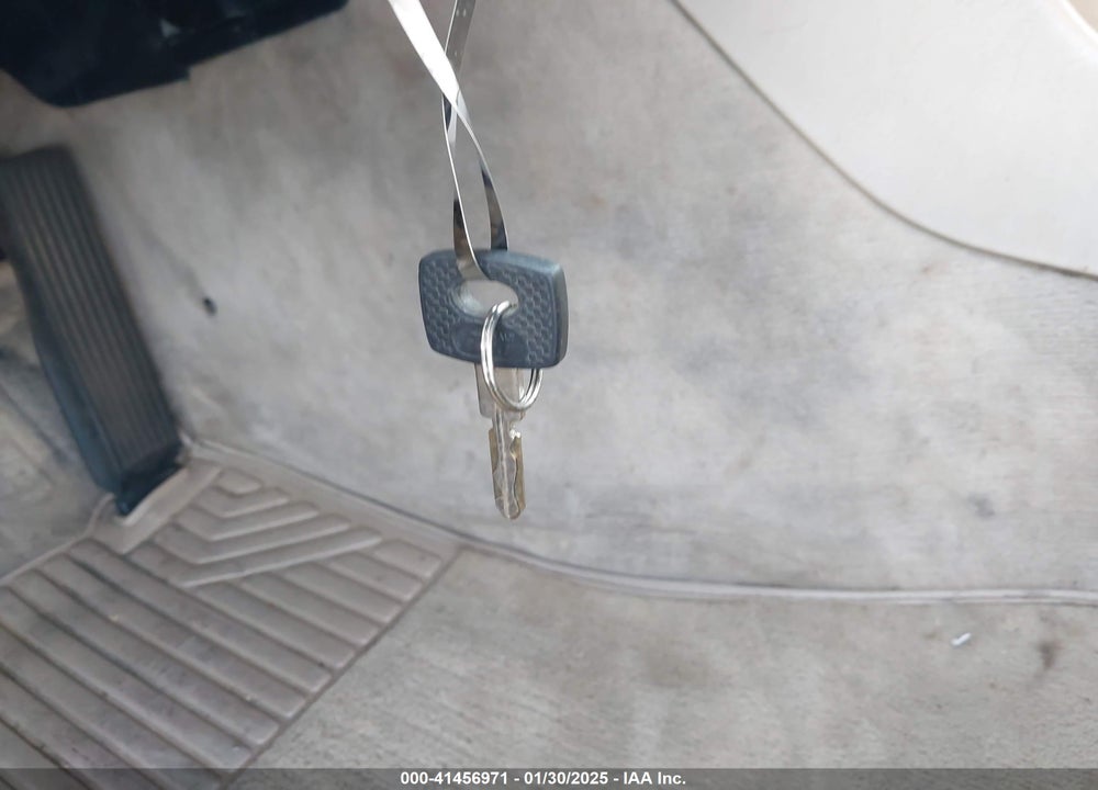 1994 MERCEDES-BENZ E VIN: WDBEA92E3RF286502