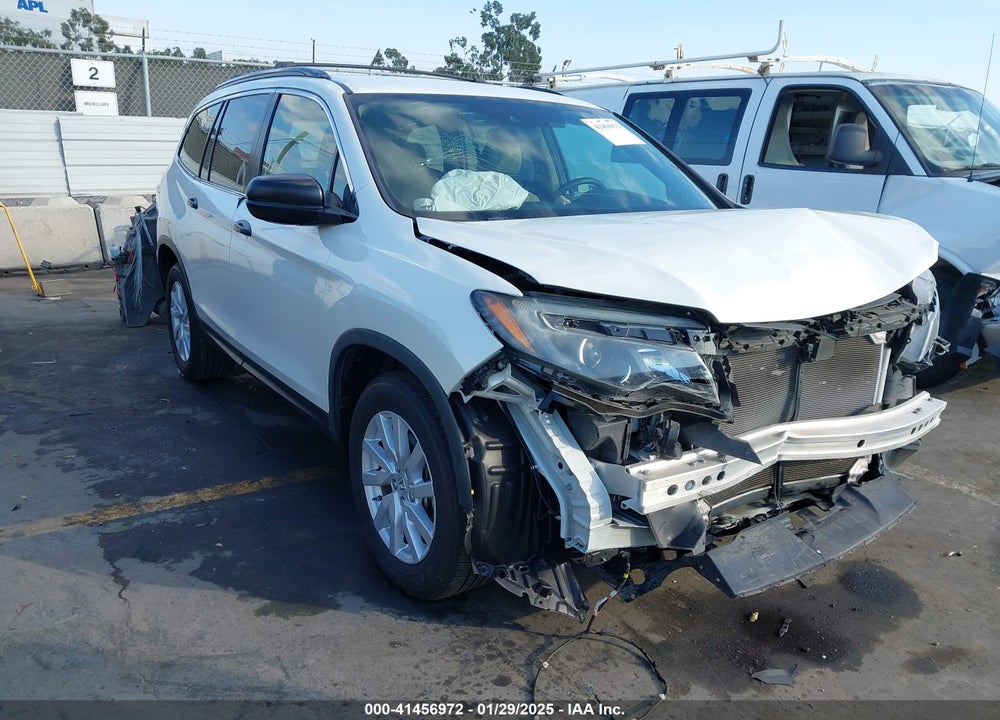2019 HONDA PILOT LX VIN: 5FNYF5H17KB016728