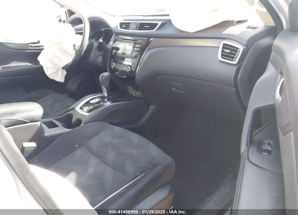 2014 NISSAN ROGUE SV VIN: 5N1AT2MT4EC767556