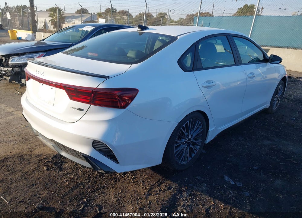2022 KIA FORTE VIN: 3KPF54AD0NE422322