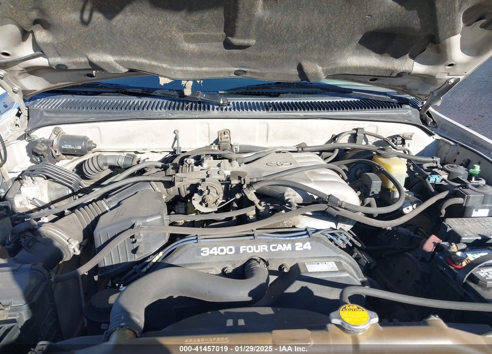 2000 TOYOTA 4RUNNER SR5 V6 VIN: JT3GN86R1Y0167388