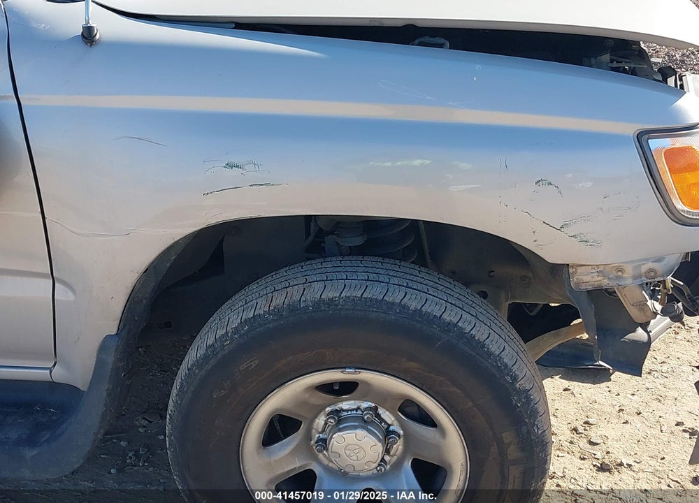 2000 TOYOTA 4RUNNER SR5 V6 VIN: JT3GN86R1Y0167388