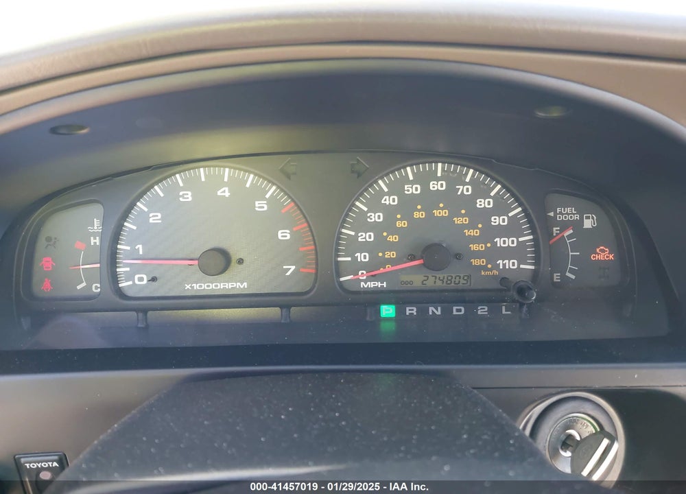 2000 TOYOTA 4RUNNER SR5 V6 VIN: JT3GN86R1Y0167388