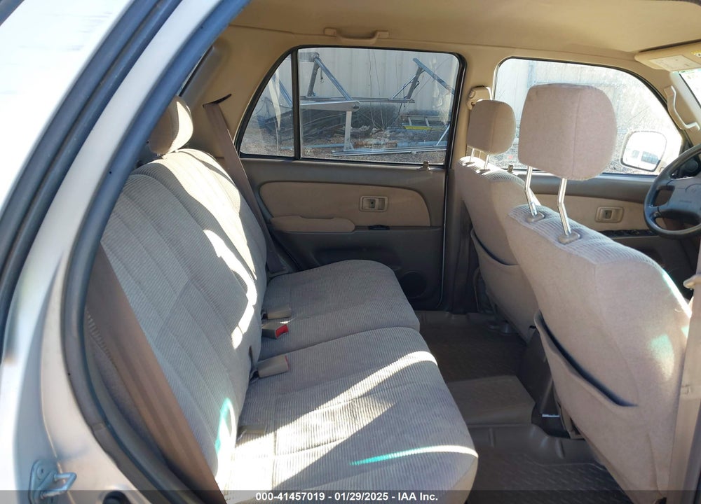 2000 TOYOTA 4RUNNER SR5 V6 VIN: JT3GN86R1Y0167388