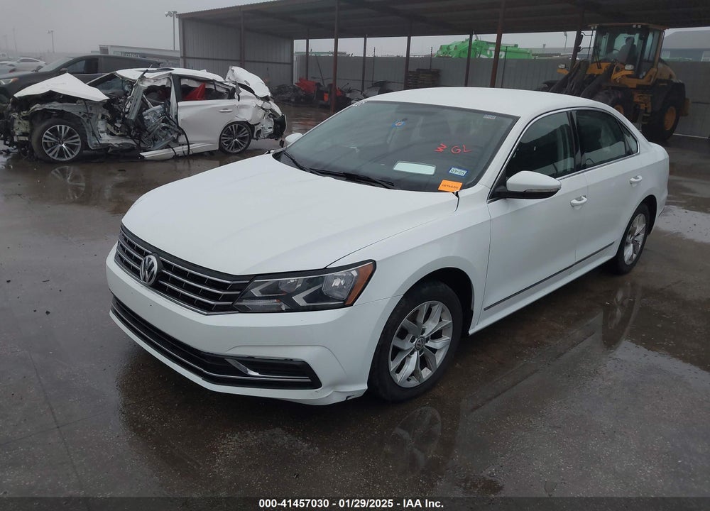 2016 VOLKSWAGEN PASSAT VIN: 1VWAS7A37GC011776