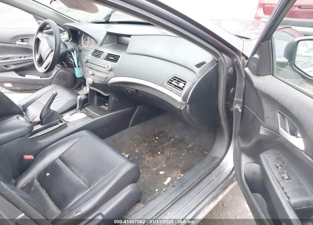 2012 HONDA ACCORD 2.4 LX-P VIN: 1HGCP2F43CA116727