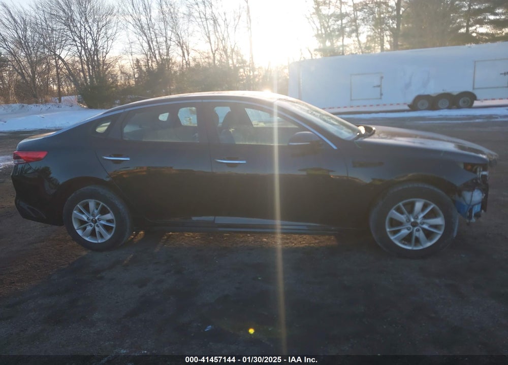 2016 KIA OPTIMA VIN: 5XXGT4L3XGG077552