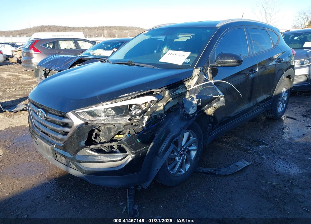 2016 HYUNDAI TUCSON SE VIN: KM8J3CA45GU102312