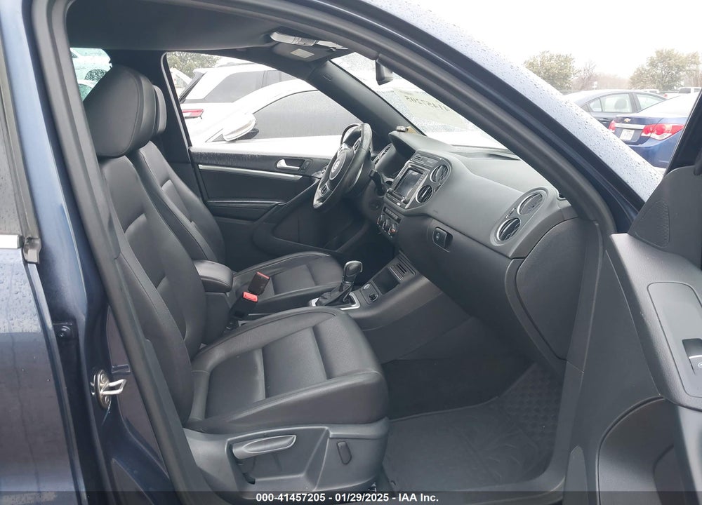 2016 VOLKSWAGEN TIGUAN R-LINE VIN: WVGAV7AX2GW036169