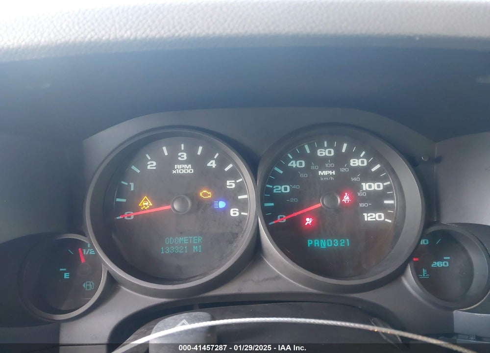2011 CHEVROLET SILVERADO 1500 LS VIN: 1GCRCREA6BZ441649