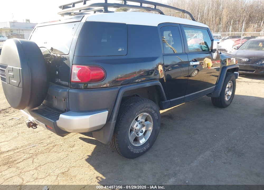 2009 TOYOTA FJ CRUISER VIN: JTEBU11FX9K059995