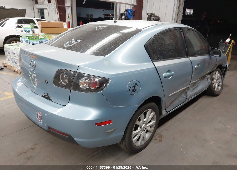 2008 MAZDA MAZDA3 VIN: JM1BK12F681778111