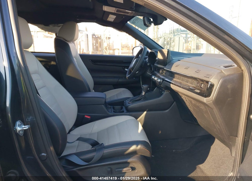 2023 HONDA CR-V HYBRID SPORT TOURING VIN: 7FARS6H98PE014316