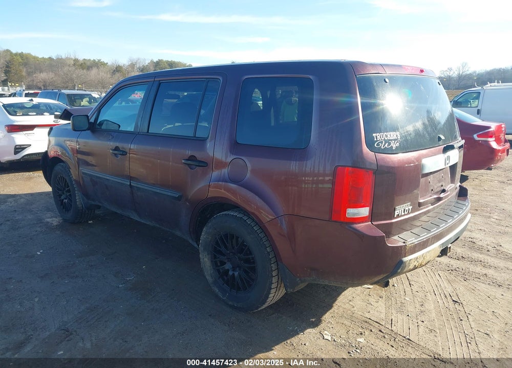 2011 HONDA PILOT VIN: 5FNYF4H22BB059800