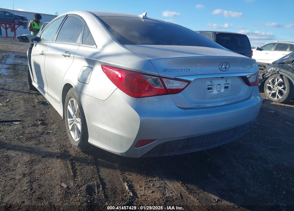 2014 HYUNDAI SONATA VIN: 5NPEB4AC9EH846637