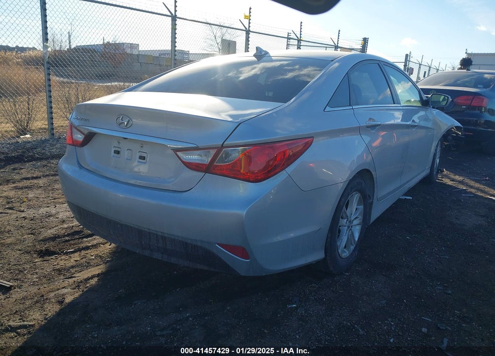 2014 HYUNDAI SONATA VIN: 5NPEB4AC9EH846637