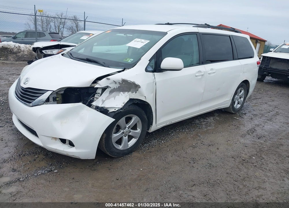 2011 TOYOTA SIENNA LE V6 VIN: 5TDKK3DC9BS106813