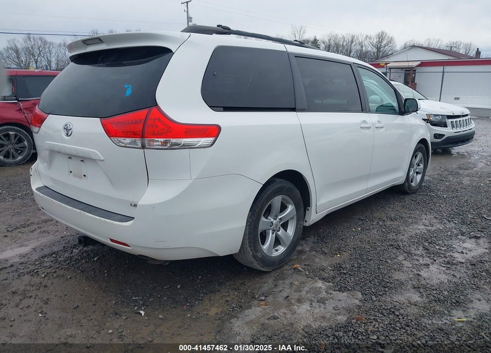 2011 TOYOTA SIENNA LE V6 VIN: 5TDKK3DC9BS106813