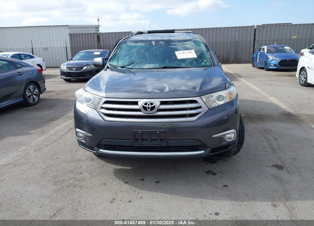 2013 TOYOTA HIGHLANDER BASE PLUS V6 VIN: 5TDZK3EH8DS142438