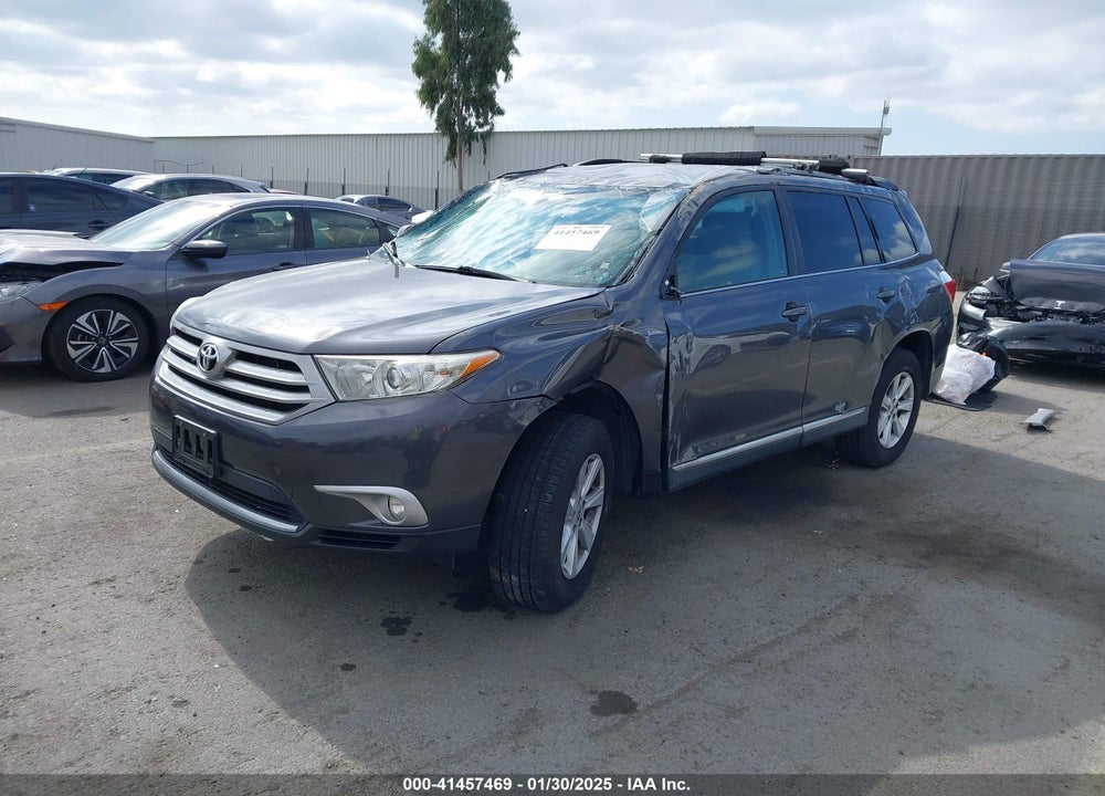 2013 TOYOTA HIGHLANDER BASE PLUS V6 VIN: 5TDZK3EH8DS142438