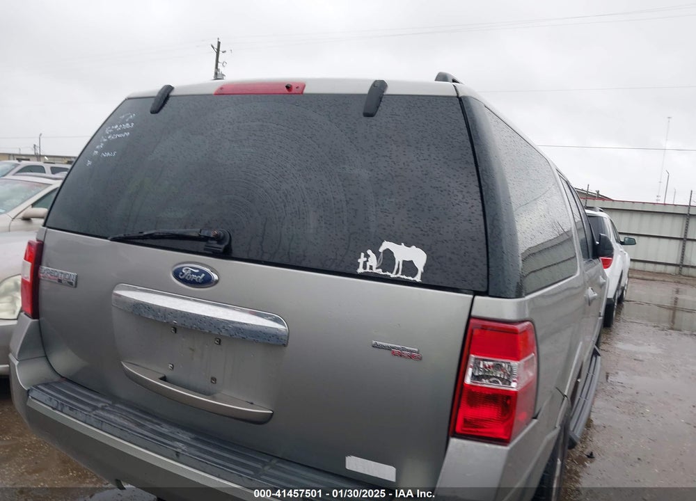 2008 FORD EXPEDITION EL XLT VIN: 1FMFK15578LA54089