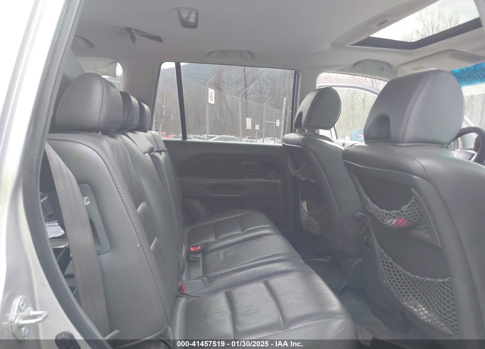 2006 HONDA PILOT EX-L VIN: 2HKYF18526H563067