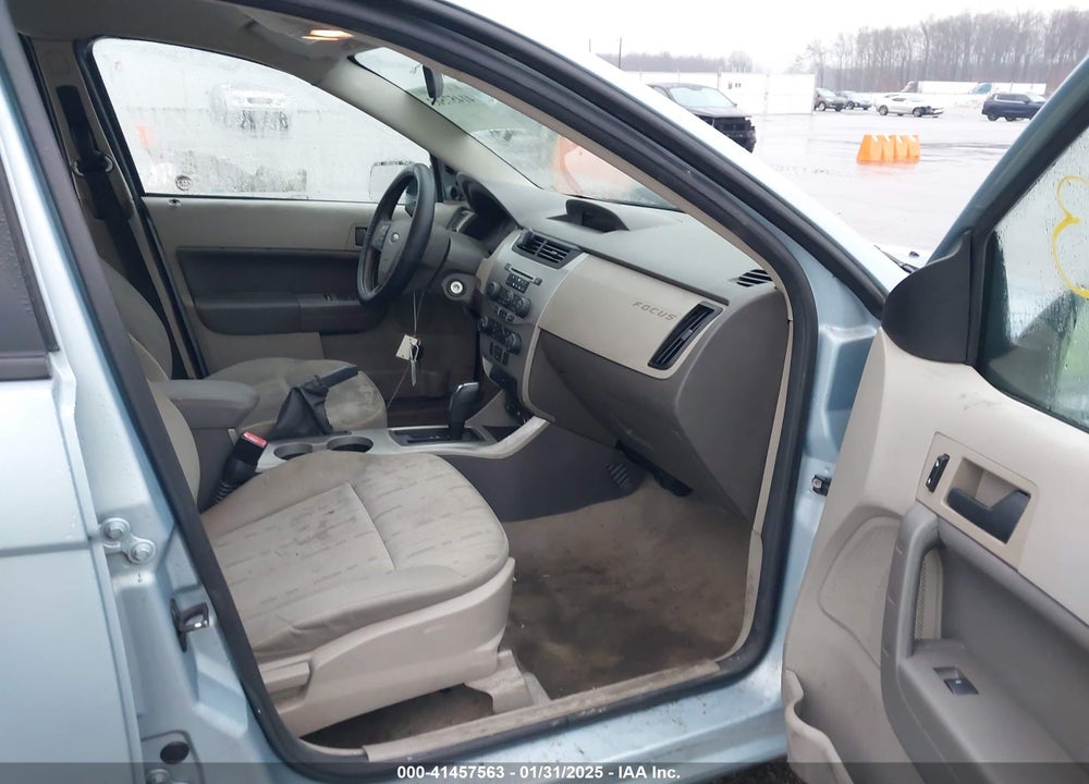 2009 FORD FOCUS SE VIN: 1FAHP35N89W258190