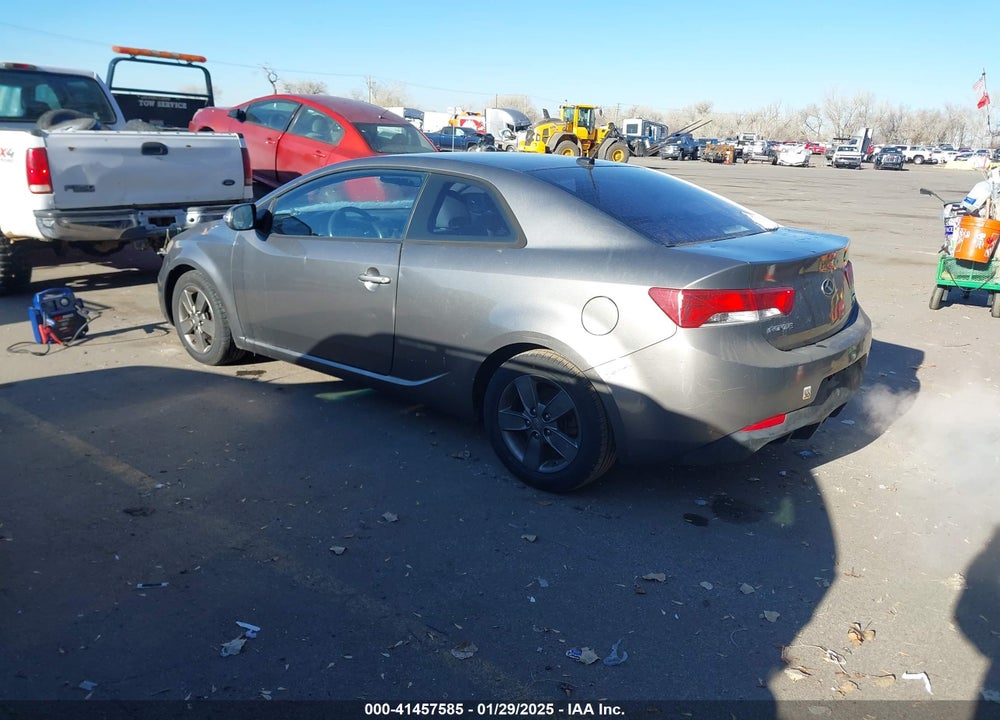2010 KIA FORTE VIN: KNAFU6A20A5187677