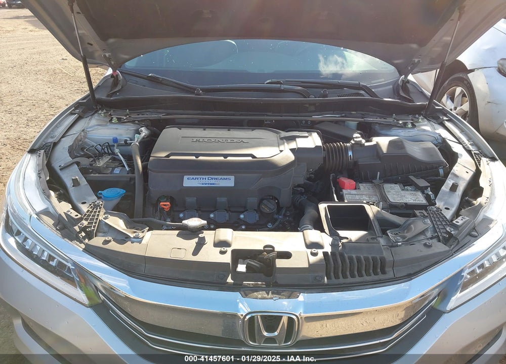 2017 HONDA ACCORD VIN: 1HGCR3F96HA035837