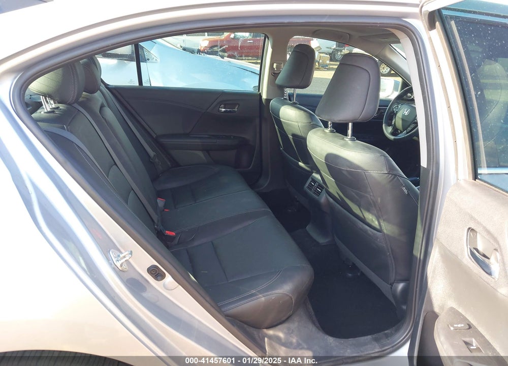 2017 HONDA ACCORD VIN: 1HGCR3F96HA035837
