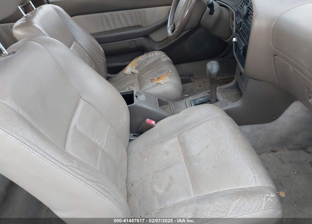 1994 TOYOTA CAMRY VIN: 4T1GK12C1RU010334