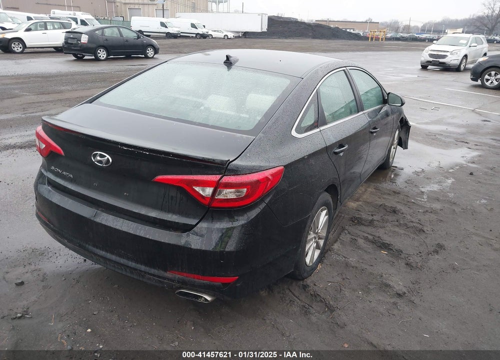 2015 HYUNDAI SONATA VIN: 5NPE24AF6FH218398